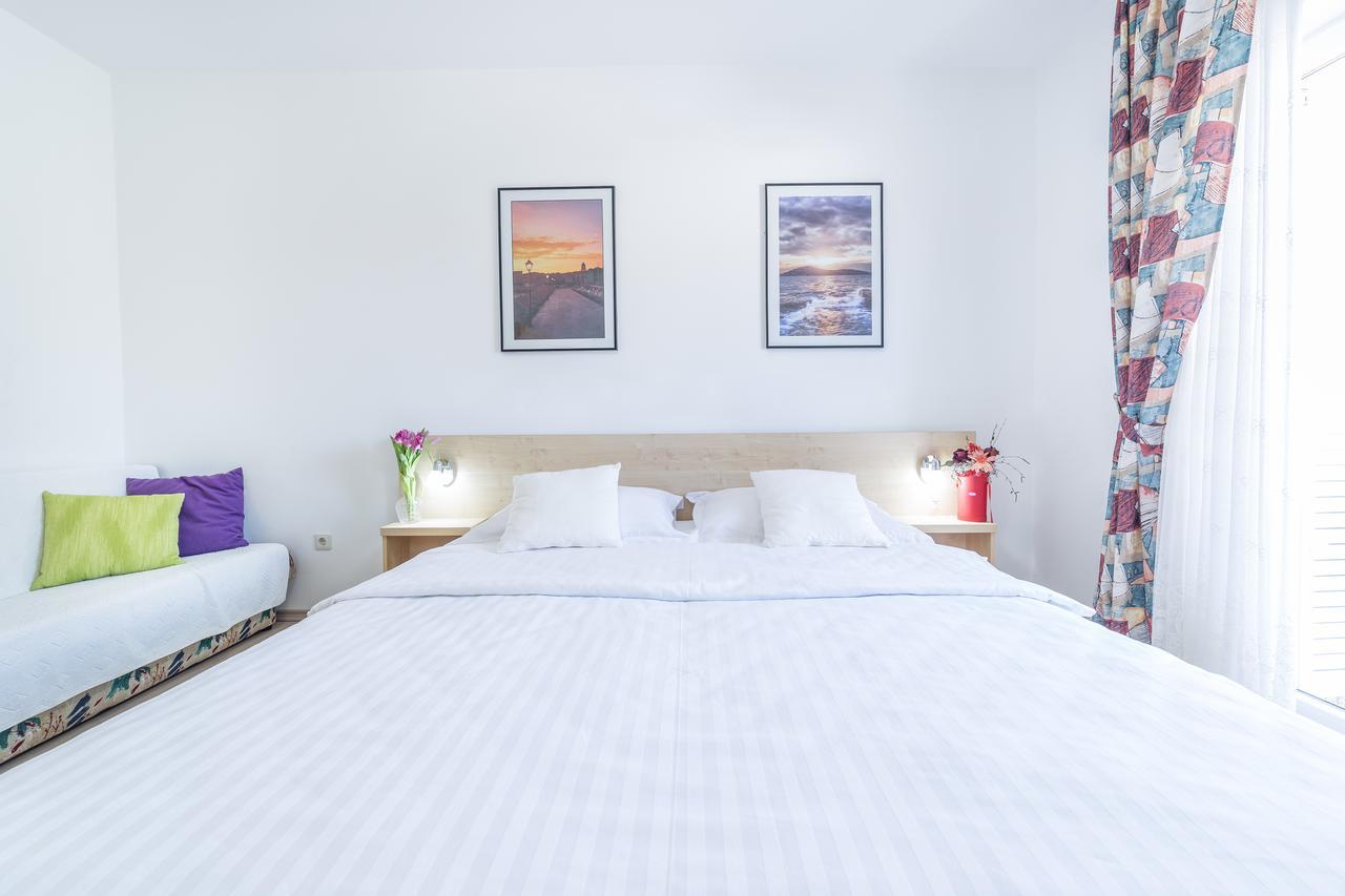 Apartments Valentino Vodice Extérieur photo